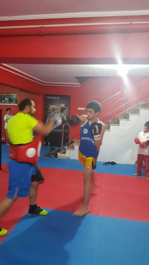   sportx spor kulübü salonu kick boks fitnes bady teakwondo çubuk
